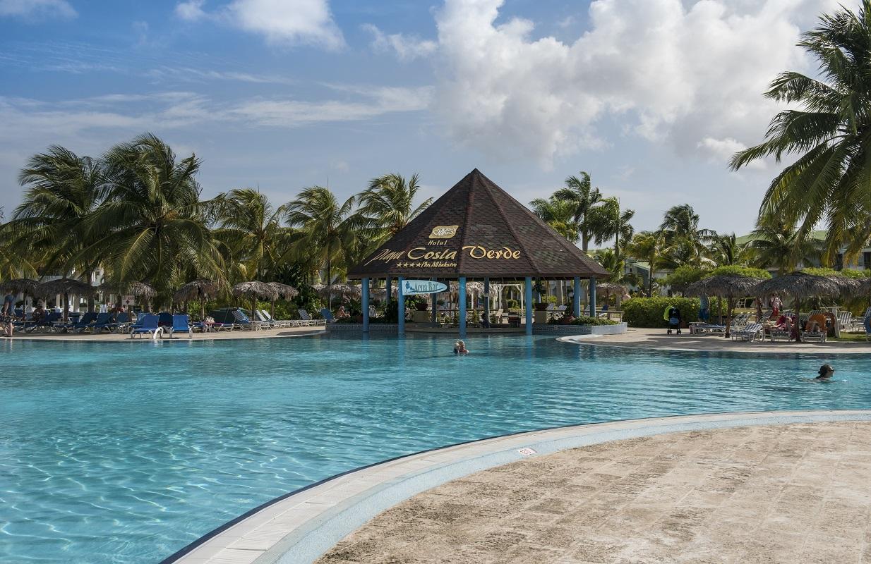 Hotel Playa Costa Verde à Playa Pesquero Extérieur photo