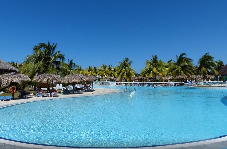 Hotel Playa Costa Verde à Playa Pesquero Extérieur photo