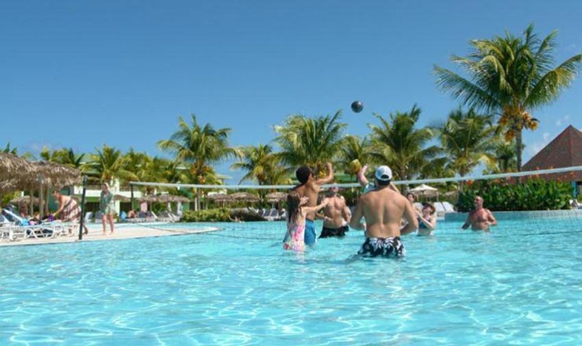 Hotel Playa Costa Verde à Playa Pesquero Extérieur photo